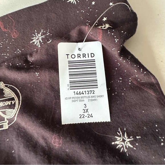 NWT Torrid Harry Potter Bundle Potion 9” Bike Short & Ravenclaw Crop Leggings 3X - Picture 3 of 11